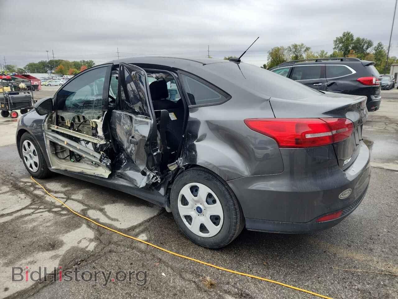 2017 FORD FOCUS - VIN: 1FADP3E27HL206456 - Photo 2