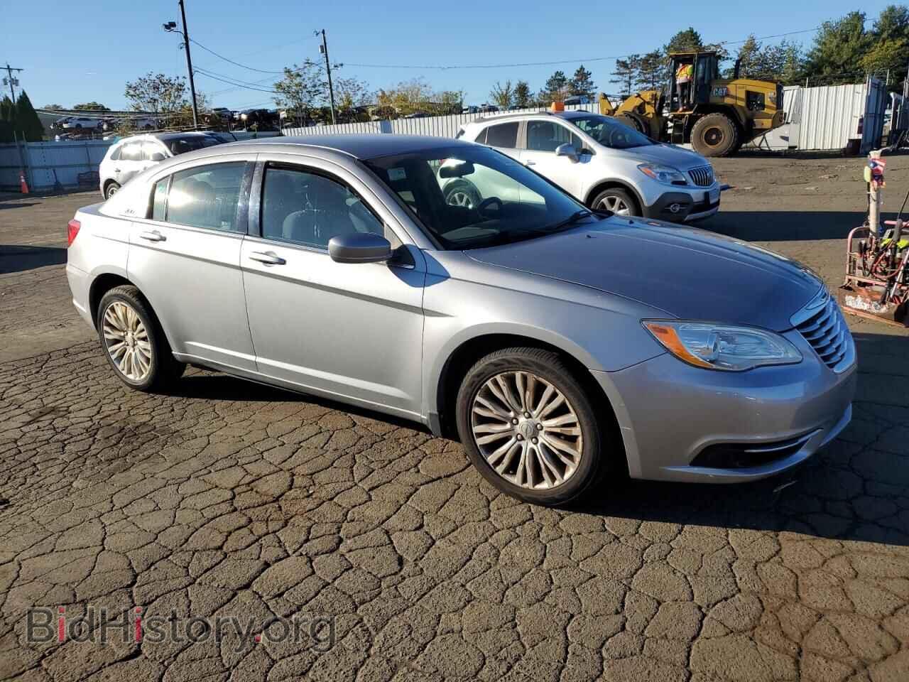 2013 CHRYSLER 200 - VIN: 1C3CCBAB7DN670674 - Photo 4