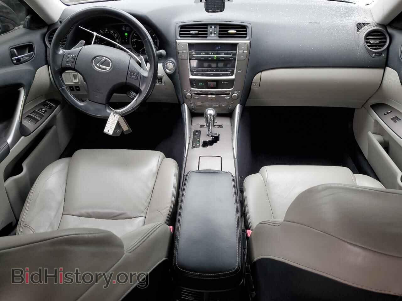 2009 LEXUS IS - VIN: JTHCK262X95034845 - Photo 8