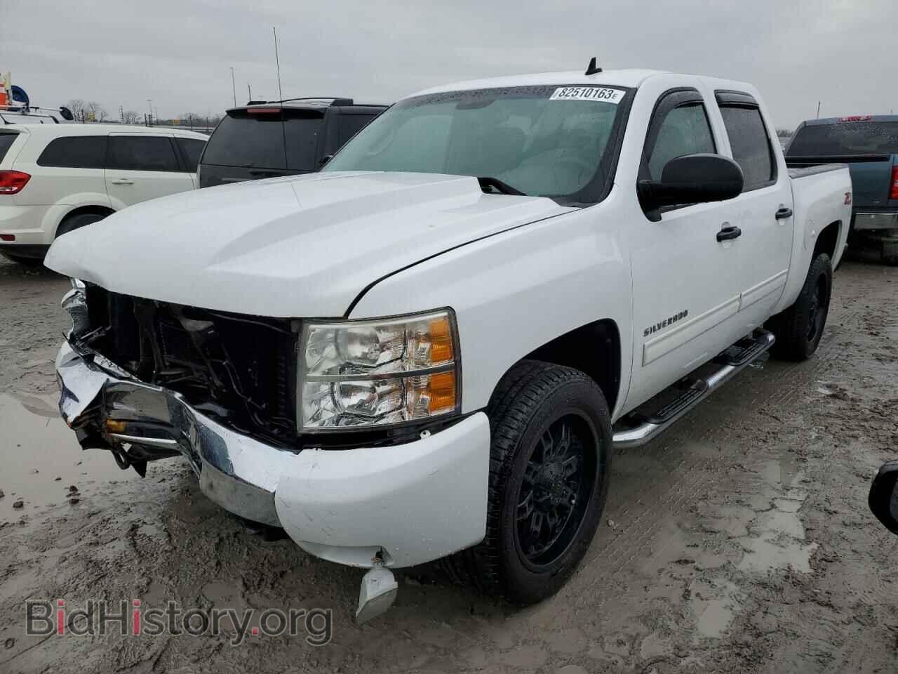 Photo 3GCPKSE39BG148119 - CHEVROLET ALL Models 2011