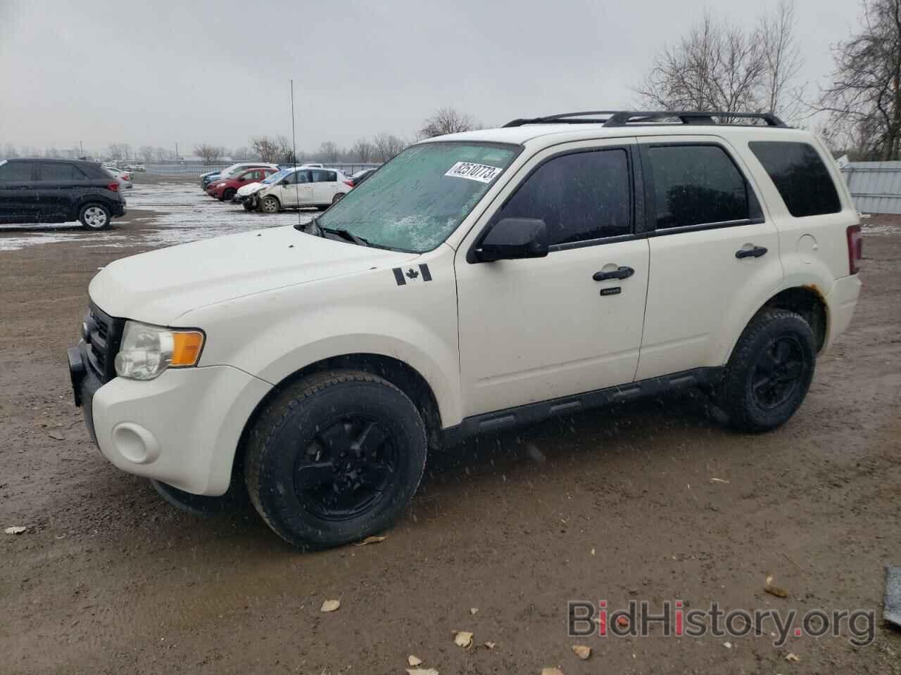 Photo 1FMCU0D79BKC27103 - FORD ESCAPE 2011