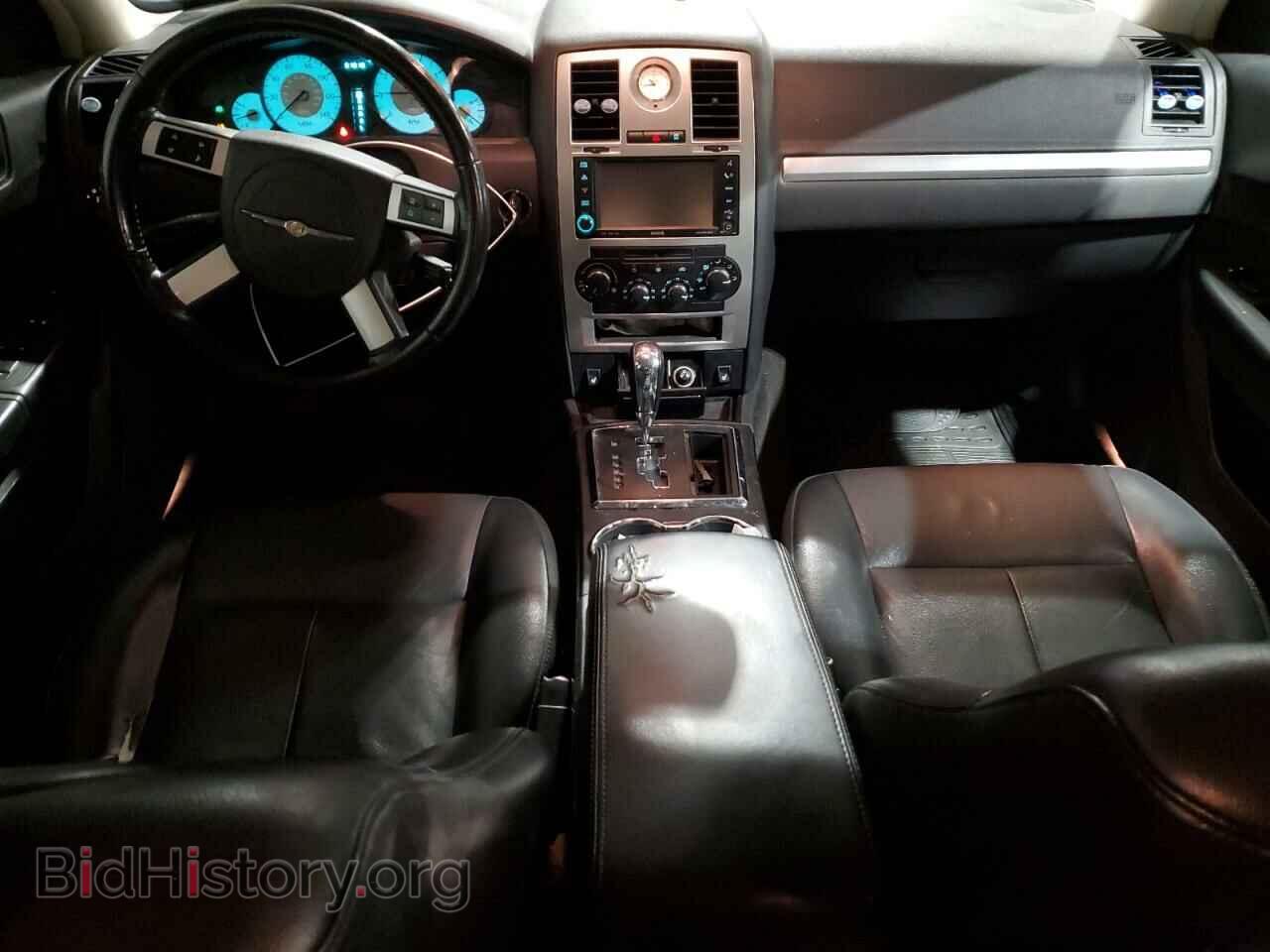 2010 CHRYSLER 300 - VIN: 2C3CA5CV4AH109786 - Фото 8