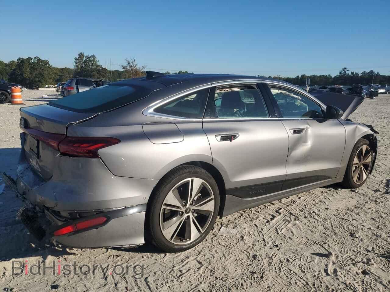 2025 AUDI A6 E-TRON - VIN: WAU2CAGH5SA020031 - Фото 3
