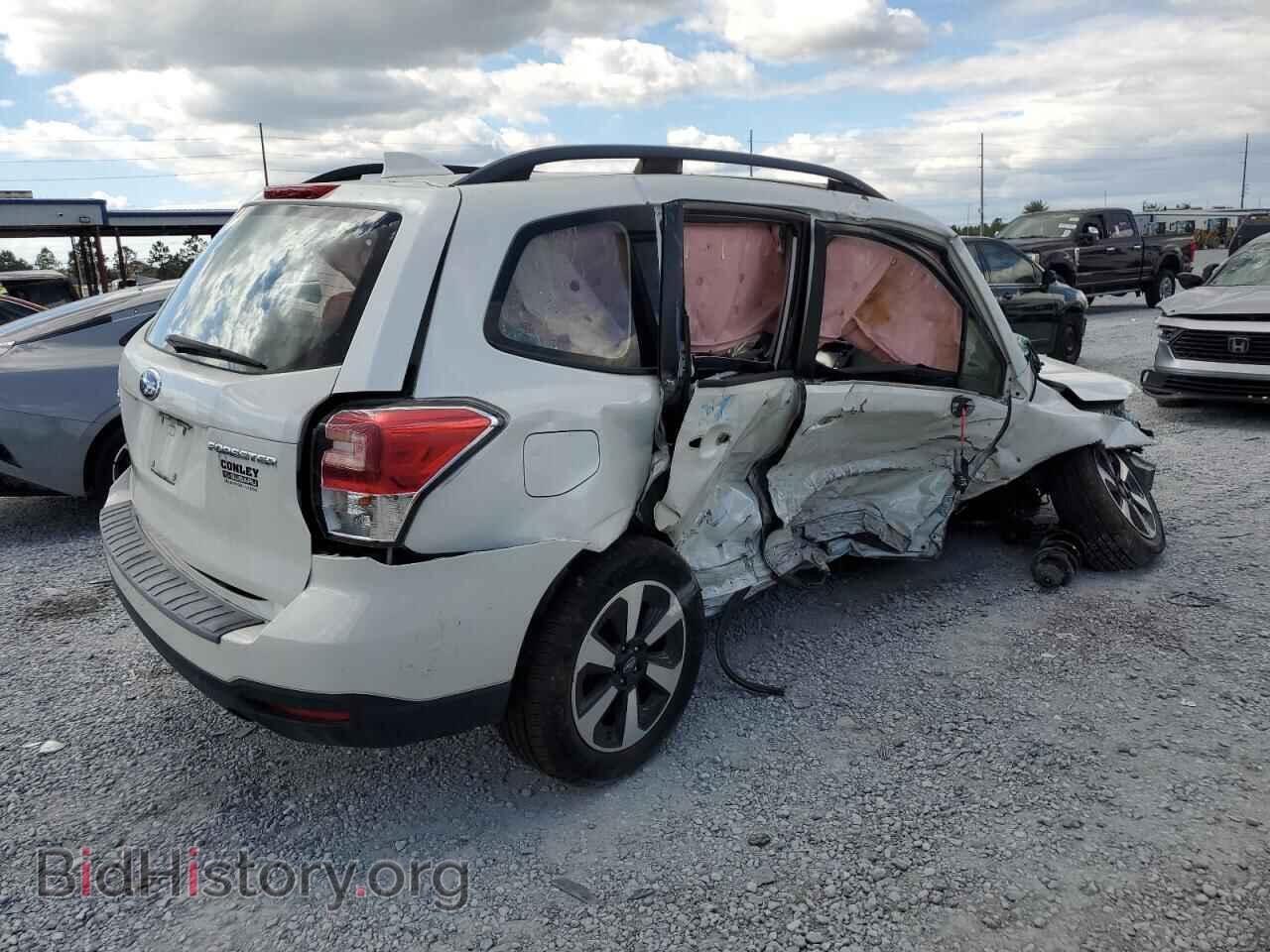 2018 SUBARU FORESTER - VIN: JF2SJABC8JH409502 - Фото 3
