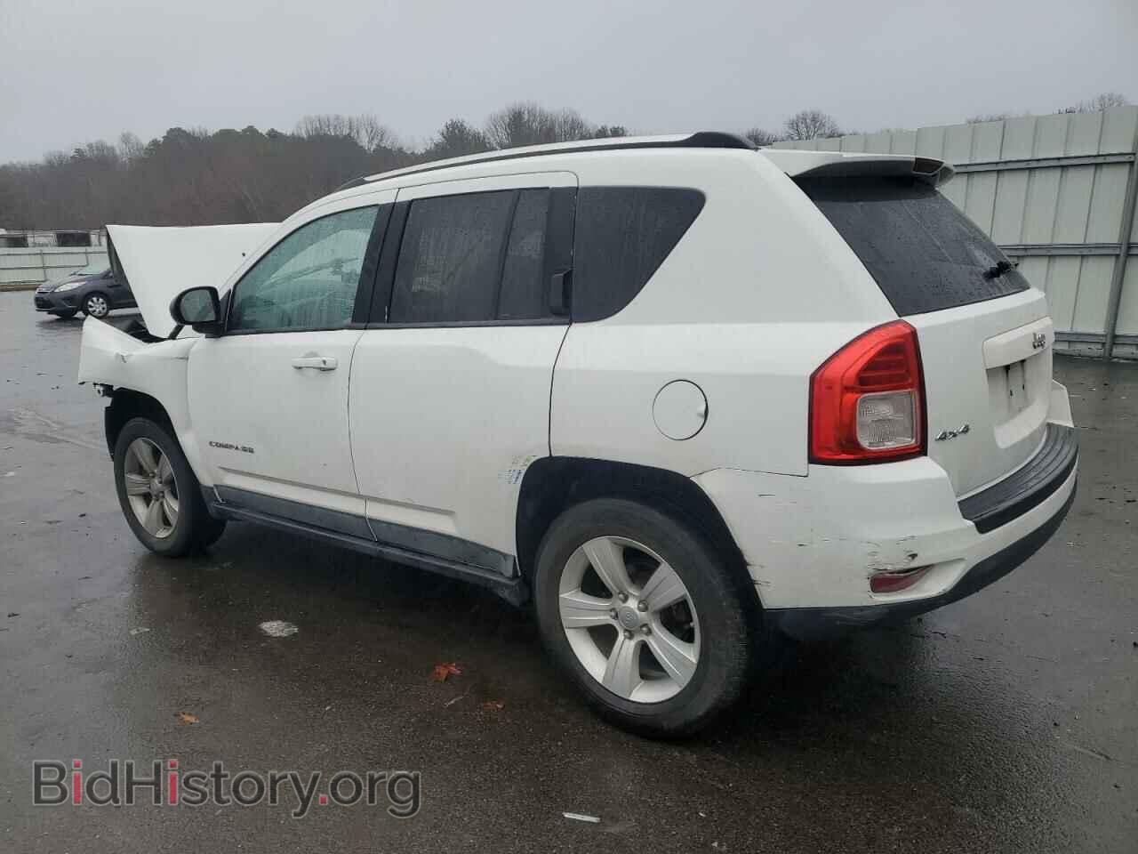 2011 JEEP COMPASS - VIN: 1J4NF1FB3BD244962 - Photo 2
