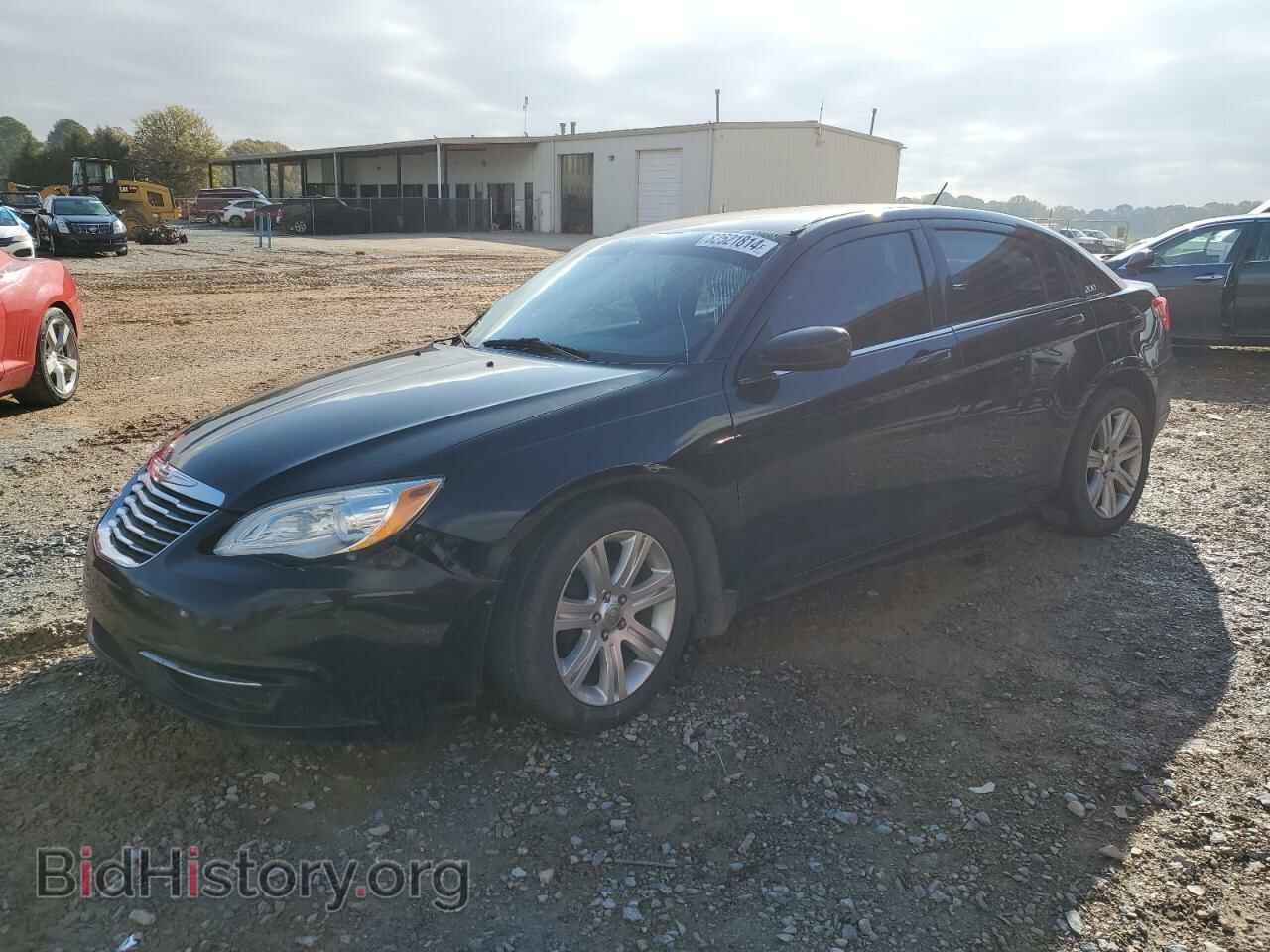 Фотография 1C3CCBBBXDN550124 - CHRYSLER 200 2013