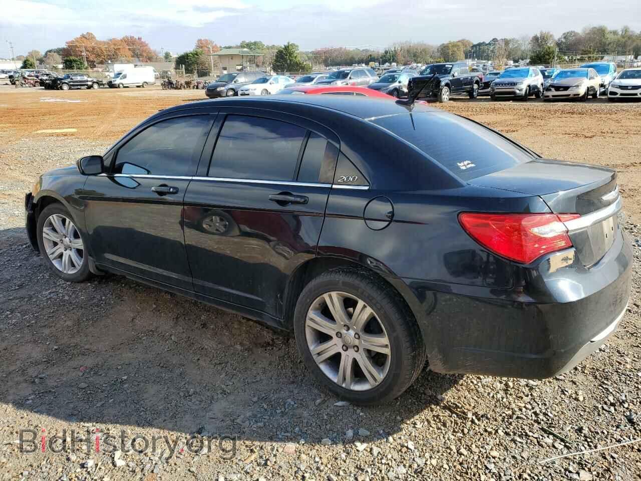 2013 CHRYSLER 200 - VIN: 1C3CCBBBXDN550124 - Фото 2