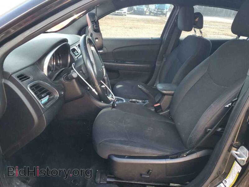 2013 Chrysler 200 (VIN 1C3CCBBBXDN550124) — photo 7 of 12