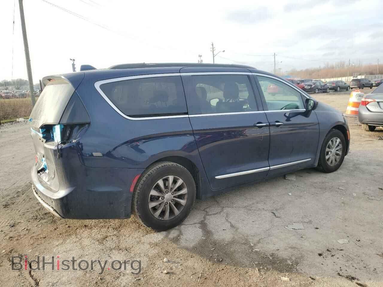 2017 CHRYSLER PACIFICA - VIN: 2C4RC1BG7HR822925 - Фото 3