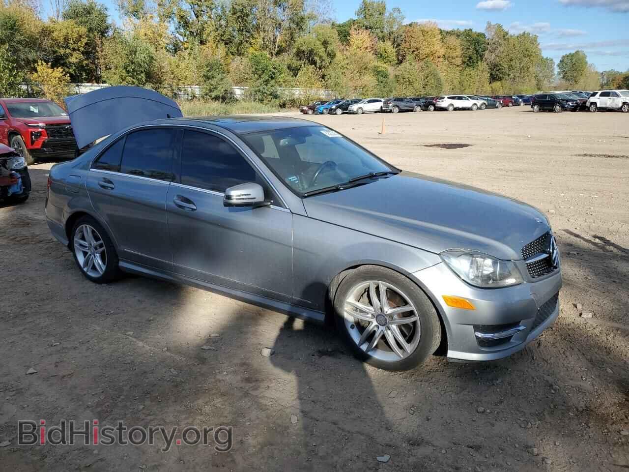 2013 MERCEDES-BENZ C-CLASS - VIN: WDDGF8AB2DR252013 - Фото 4