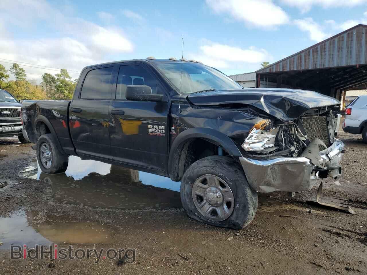 2018 RAM All Models - VIN: 3C6UR5CL4JG359172 - Photo 4