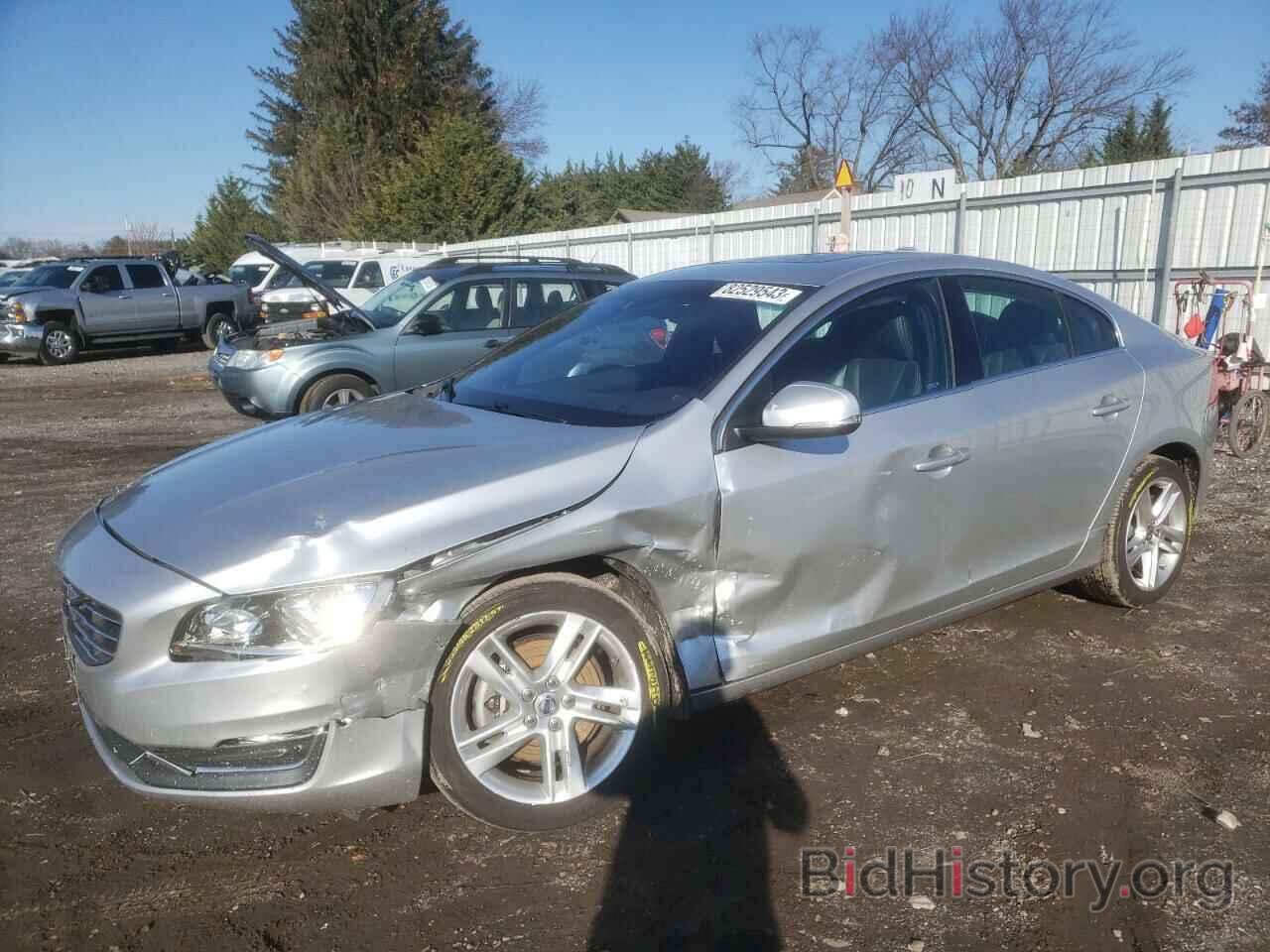 Report YV126MFK3F1346029 VOLVO S60 2015 SILVER GAS - price and damage ...