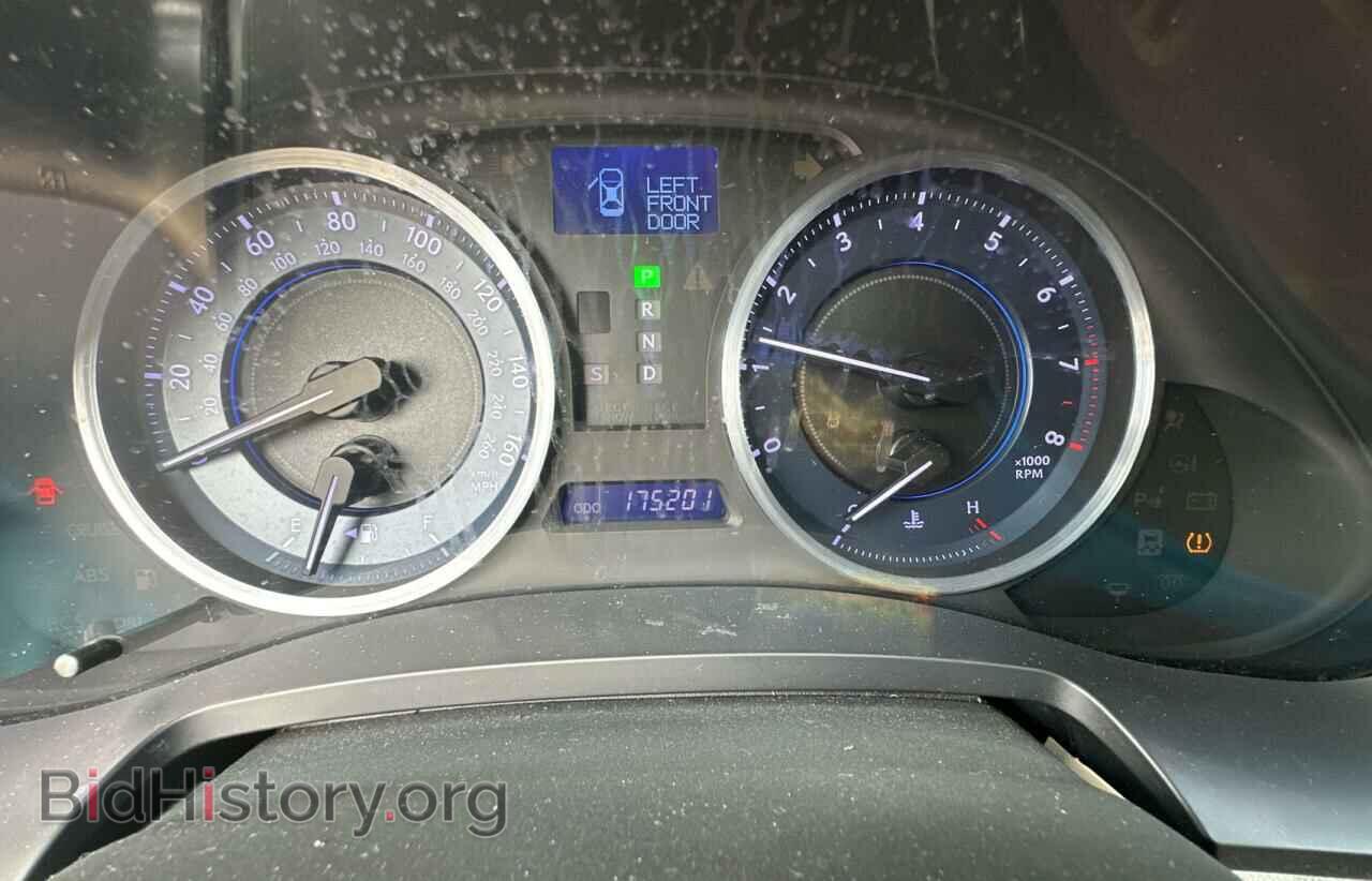 2011 LEXUS IS - VIN: JTHBF5C24B5150165 - Photo 8