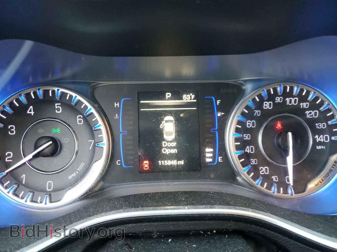 2015 CHRYSLER 200 - VIN: 1C3CCCAB5FN571568 - Фото 9