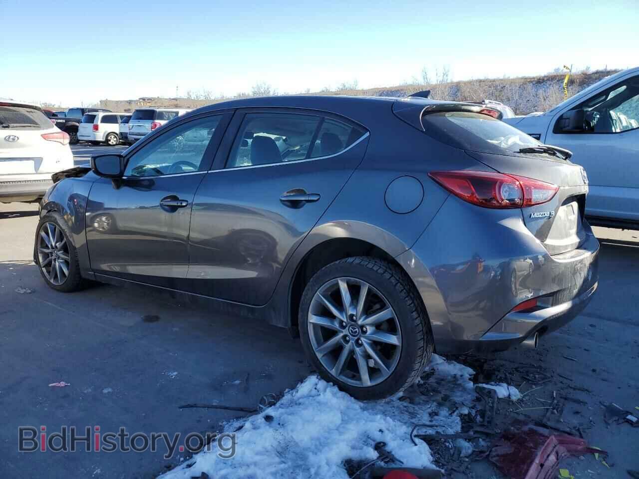 2018 MAZDA 3 - VIN: 3MZBN1M32JM160414 - Фото 2