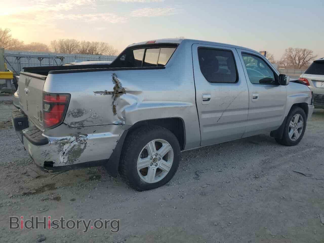 2013 HONDA RIDGELINE - VIN: 5FPYK1F50DB013237 - Фото 3