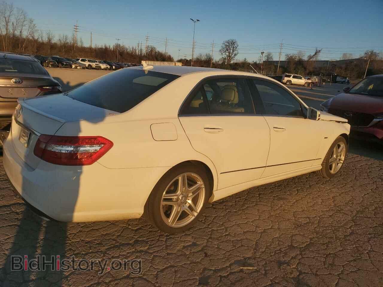 2012 MERCEDES-BENZ E-CLASS - VIN: WDDHF5KB3CA647834 - Фото 3
