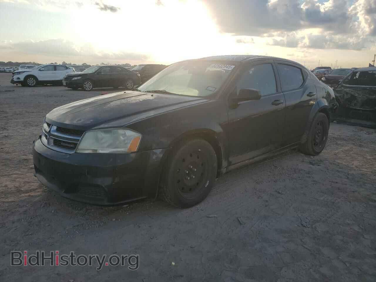 Photo 1B3BD4FB4BN543517 - DODGE AVENGER 2011