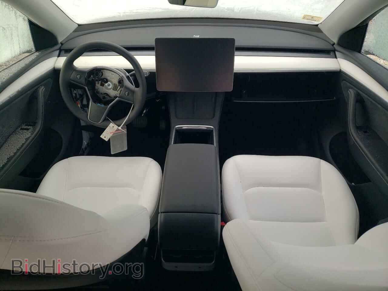 2024 TESLA MODEL Y - VIN: 7SAYGDEE0RA239959 - Фото 8