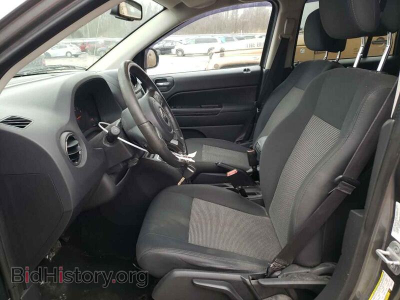 2012 Jeep COMPASS (VIN 1C4NJDEB6CD637749) — photo 7 of 14