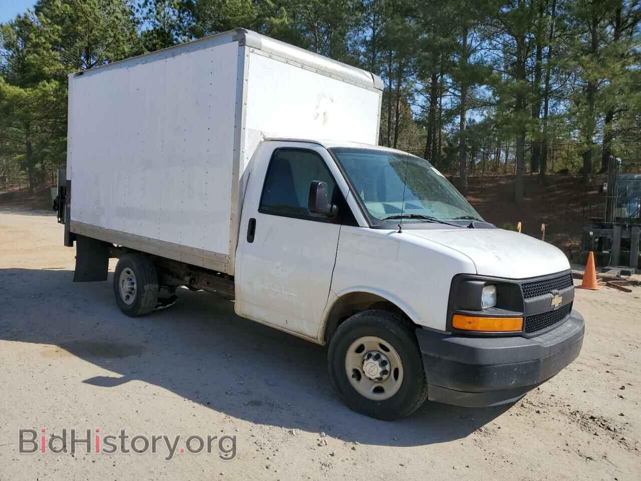 2017 CHEVROLET EXPRESS - VIN: 1GB0GRFF9H1166894 - Фото 4