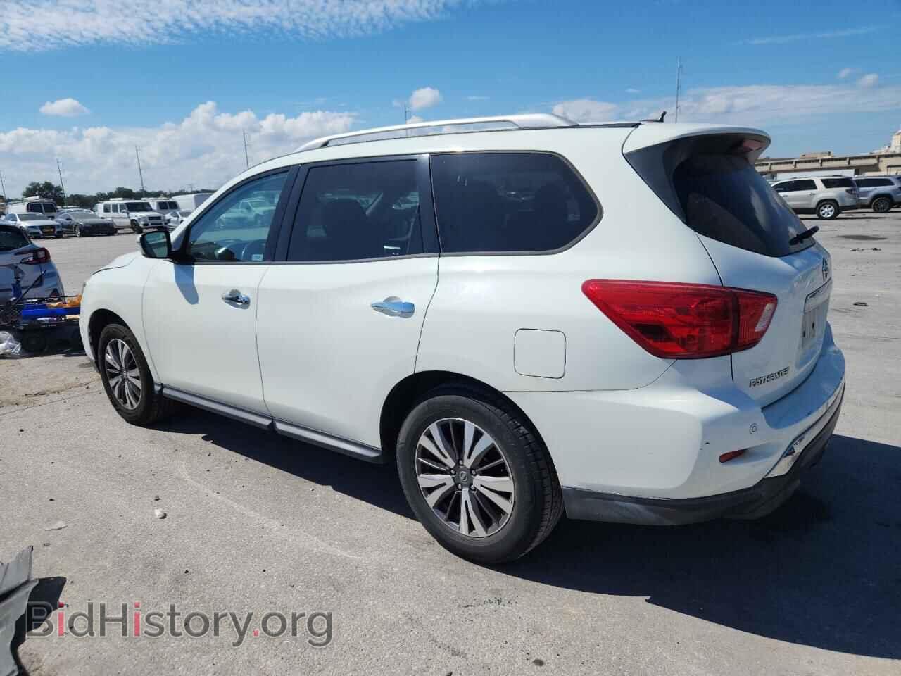 2017 NISSAN PATHFINDER - VIN: 5N1DR2MN3HC677770 - Фото 2