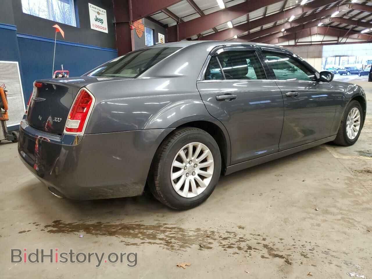 2013 CHRYSLER 300 - VIN: 2C3CCAAG3DH722879 - Фото 3