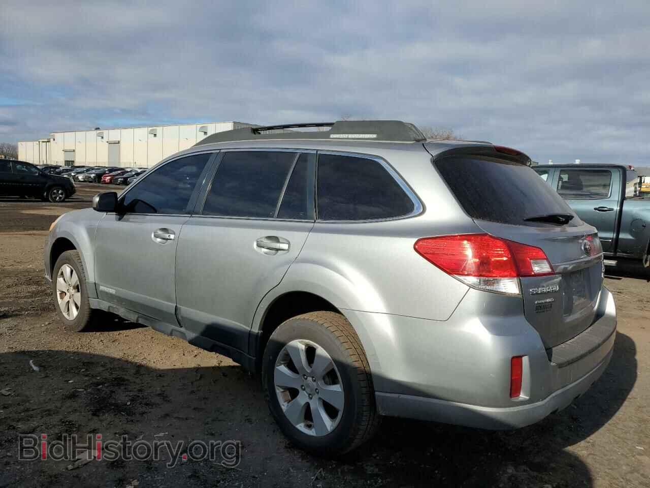 2011 SUBARU OUTBACK - VIN: 4S4BRBCC6B3374576 - Фото 2