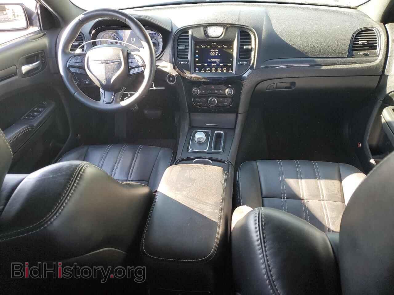 2015 CHRYSLER 300 - VIN: 2C3CCAGG2FH908939 - Фото 8