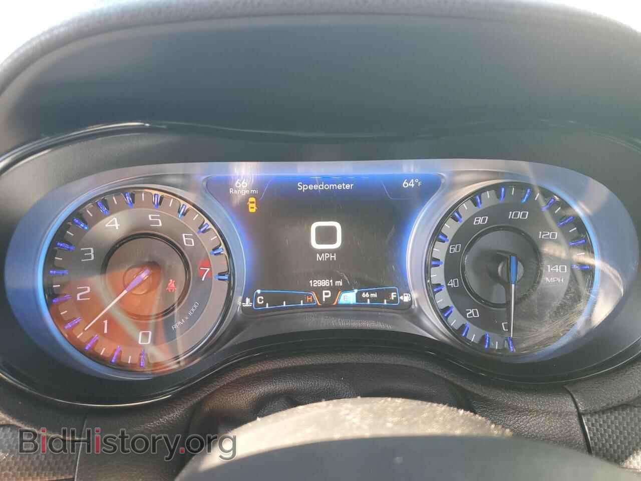 2015 CHRYSLER 300 - VIN: 2C3CCAGG2FH908939 - Фото 9