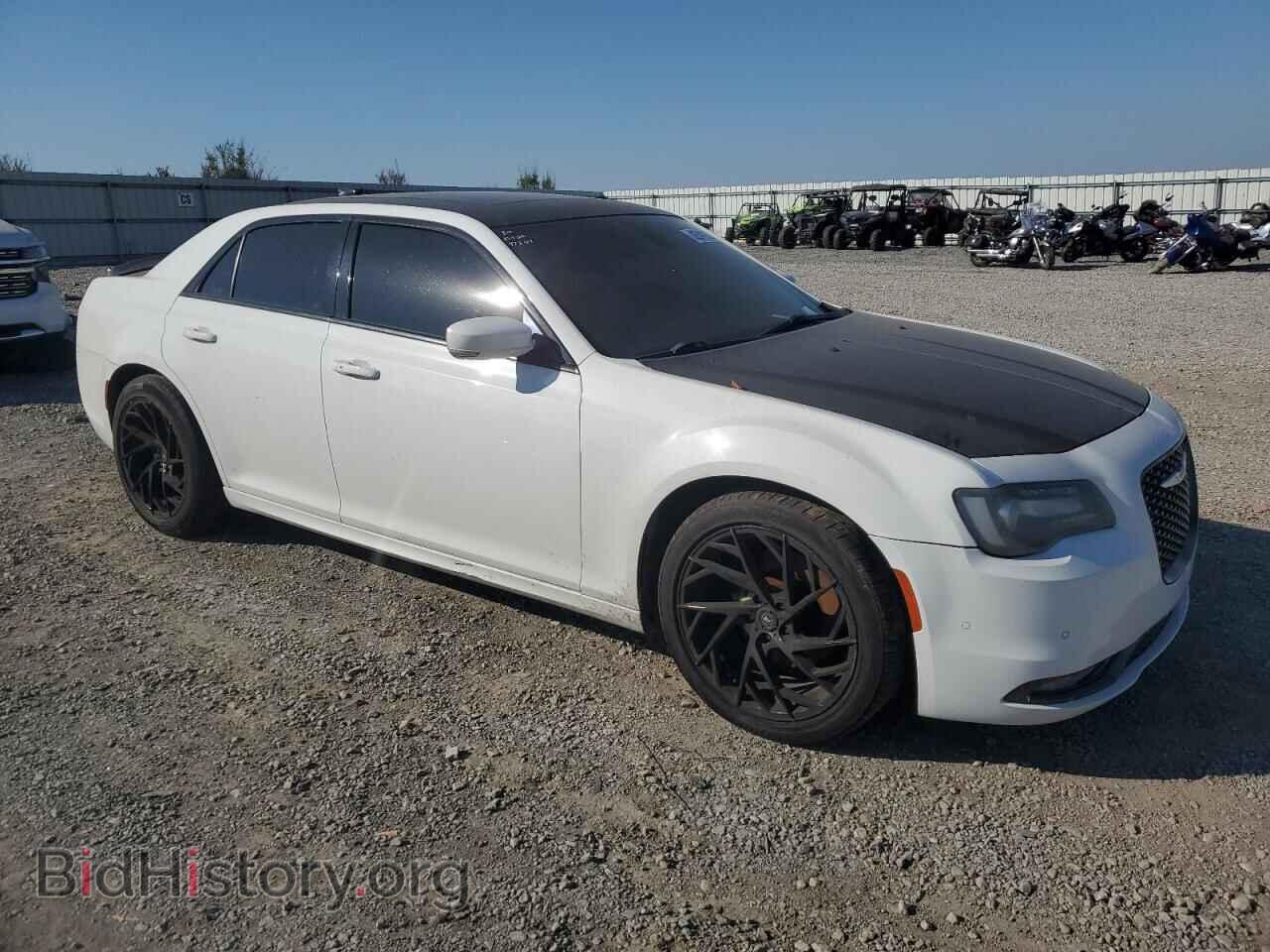 2015 CHRYSLER 300 - VIN: 2C3CCABT3FH736070 - Фото 4