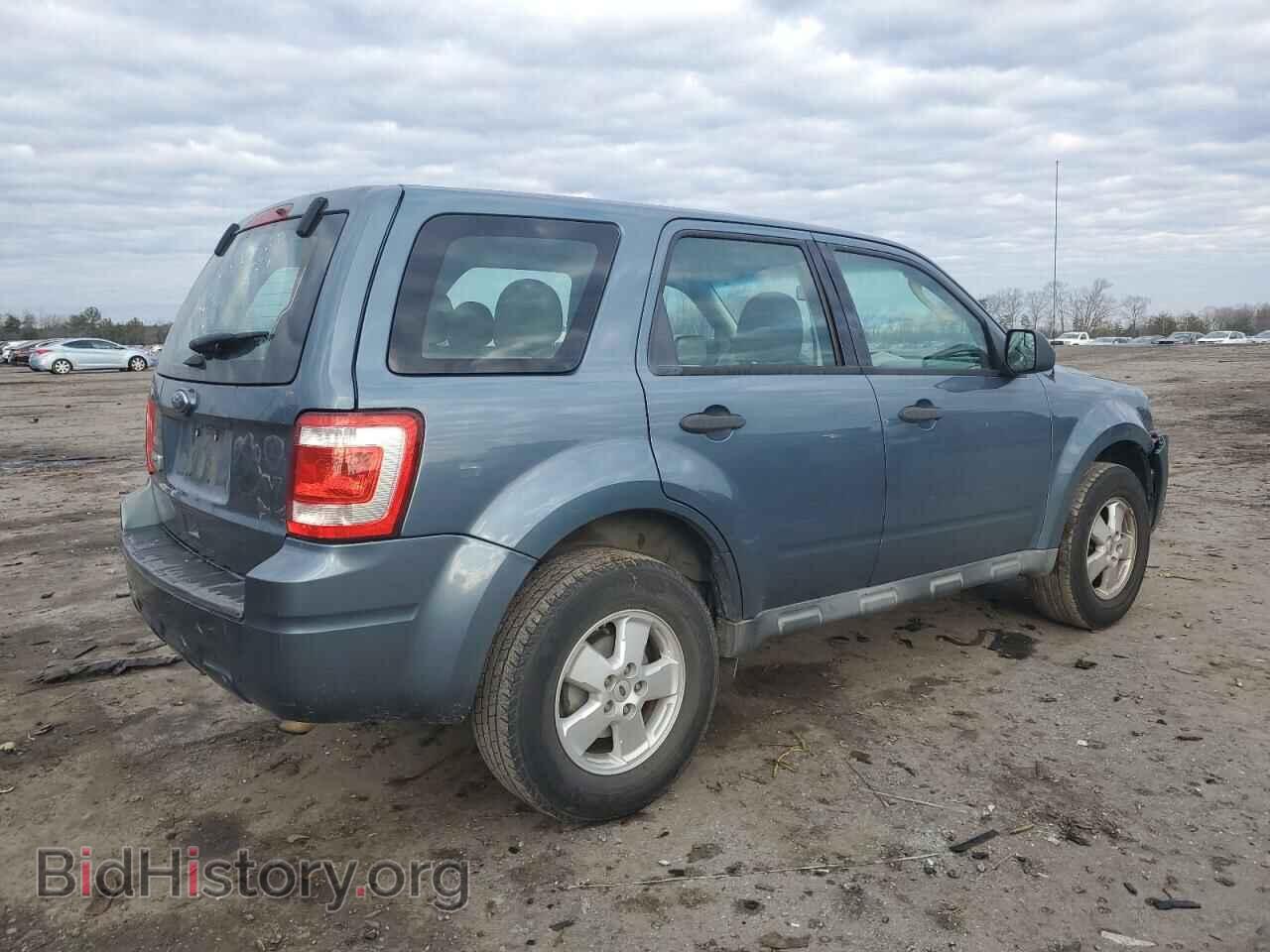 2011 FORD ESCAPE - VIN: 1FMCU0C73BKC02487 - Фото 3