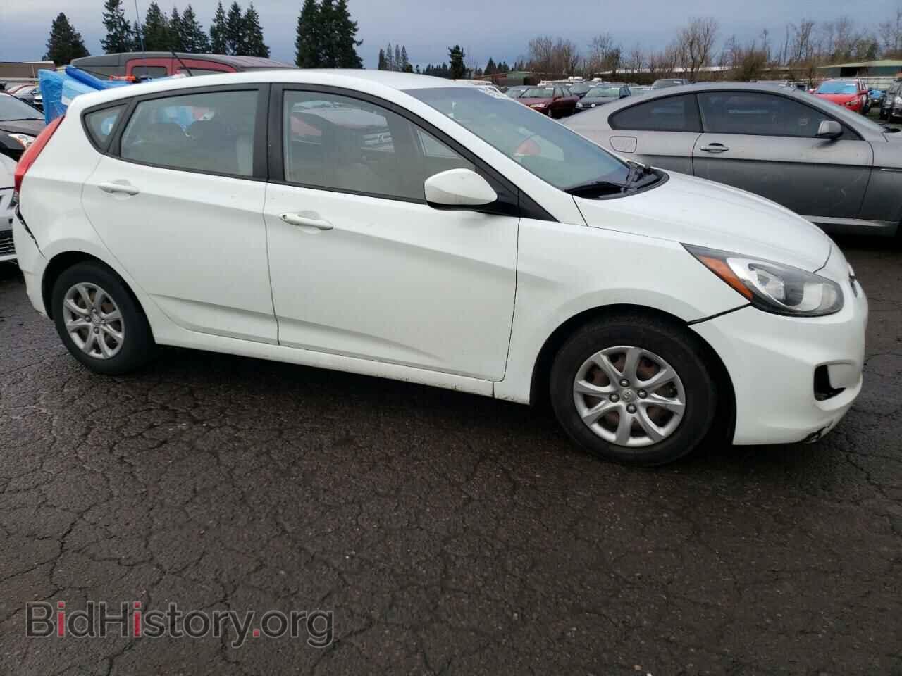 2013 HYUNDAI ACCENT - VIN: KMHCT5AE6DU081270 - Фото 4