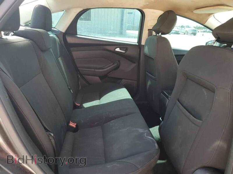 2016 Ford FOCUS (VIN 1FADP3F21GL281134) — фото 10 из 14