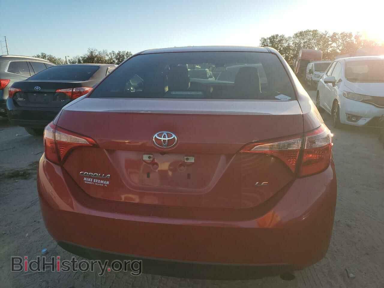 2018 TOYOTA COROLLA - VIN: 5YFBURHEXJP772529 - Фото 6