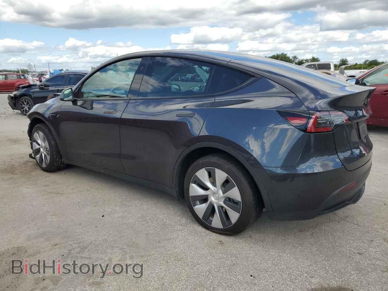 2024 TESLA MODEL Y - VIN: 7SAYGDED8RF055511 - Photo 2