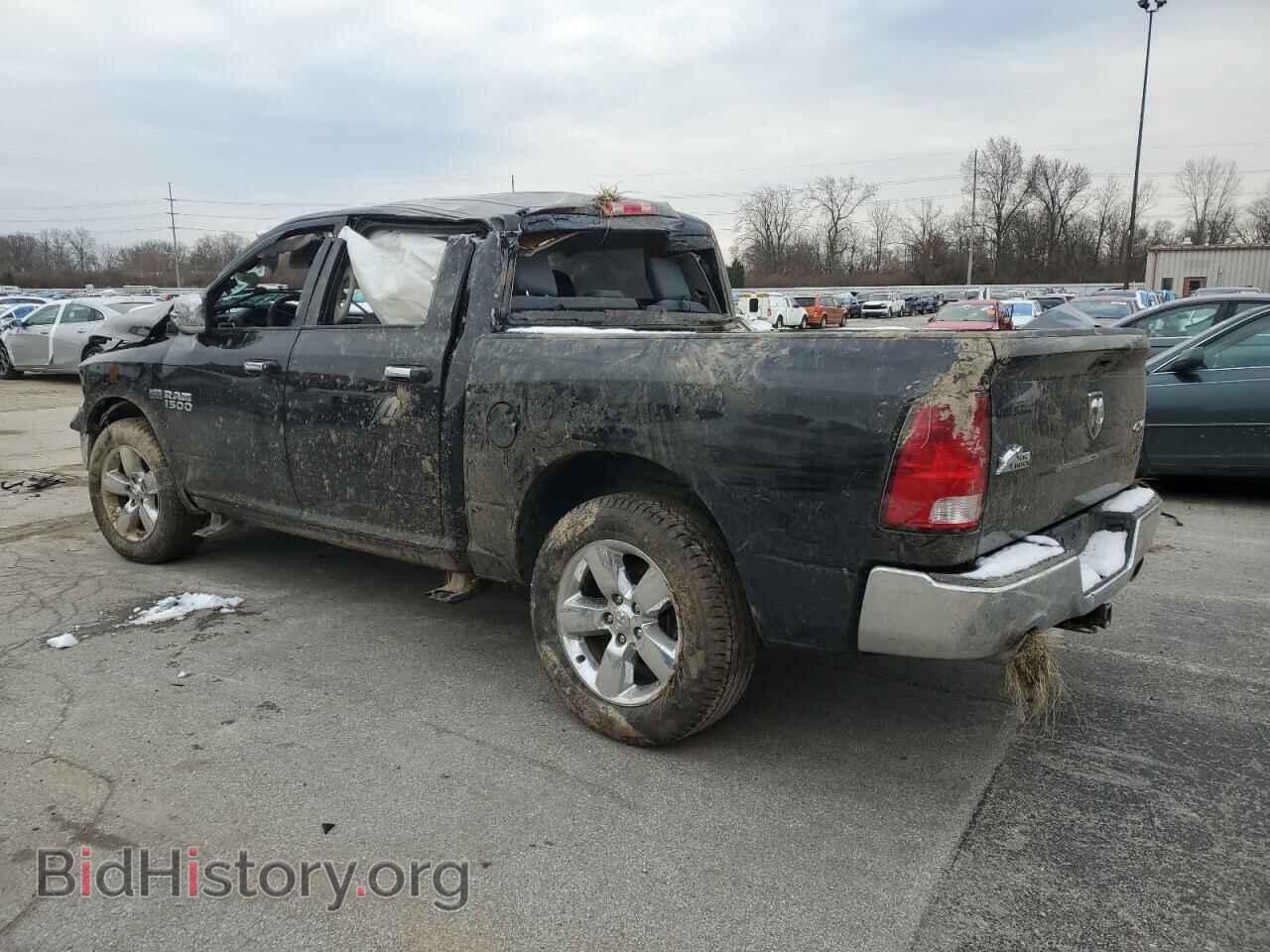 2017 RAM 1500 - VIN: 1C6RR7LT3HS748762 - Photo 2