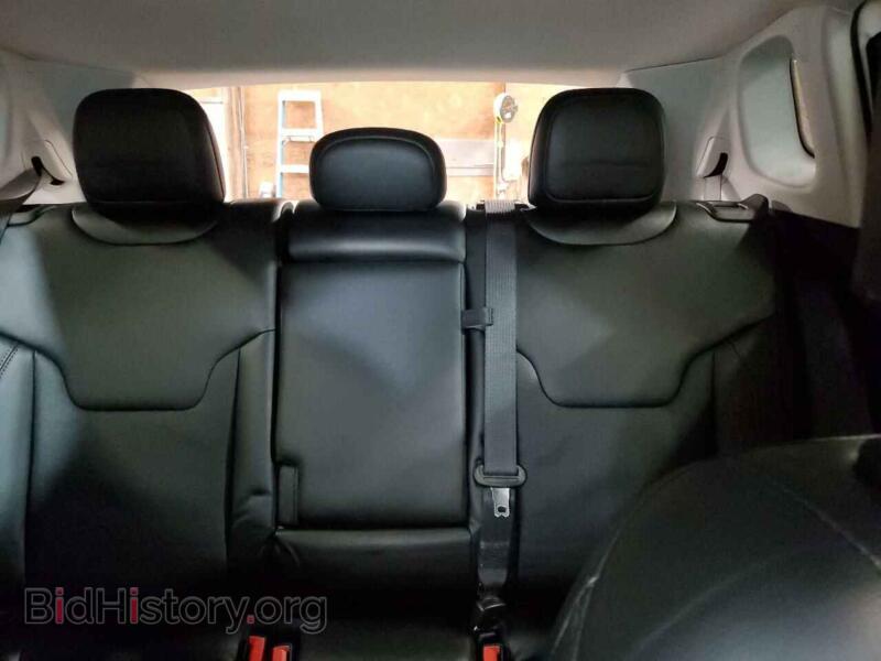 2020 Jeep COMPASS (VIN 3C4NJDCB4LT251358) — фото 10 из 14