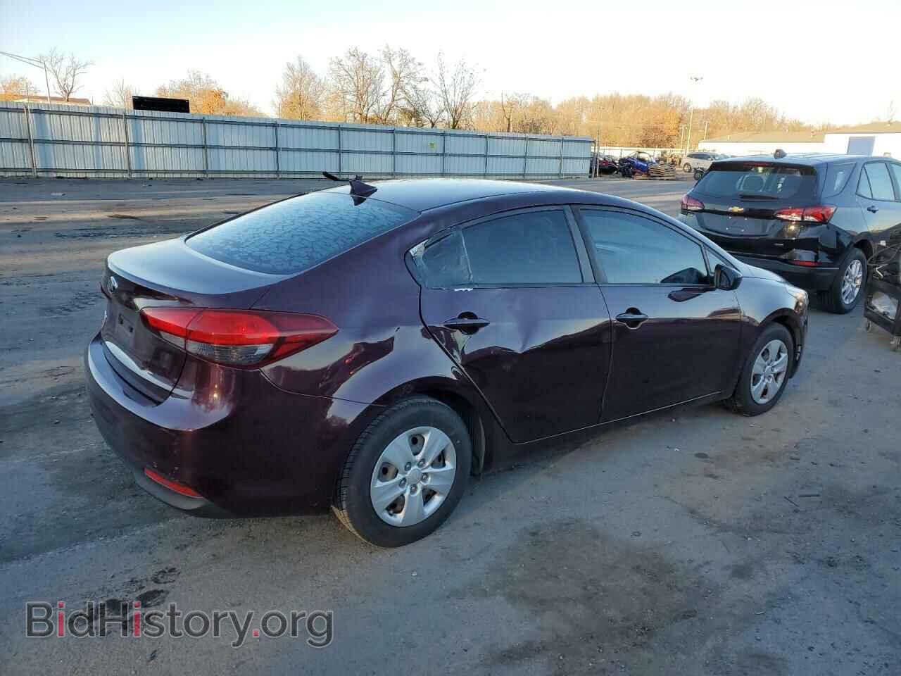 2017 KIA FORTE - VIN: 3KPFK4A74HE079506 - Фото 3