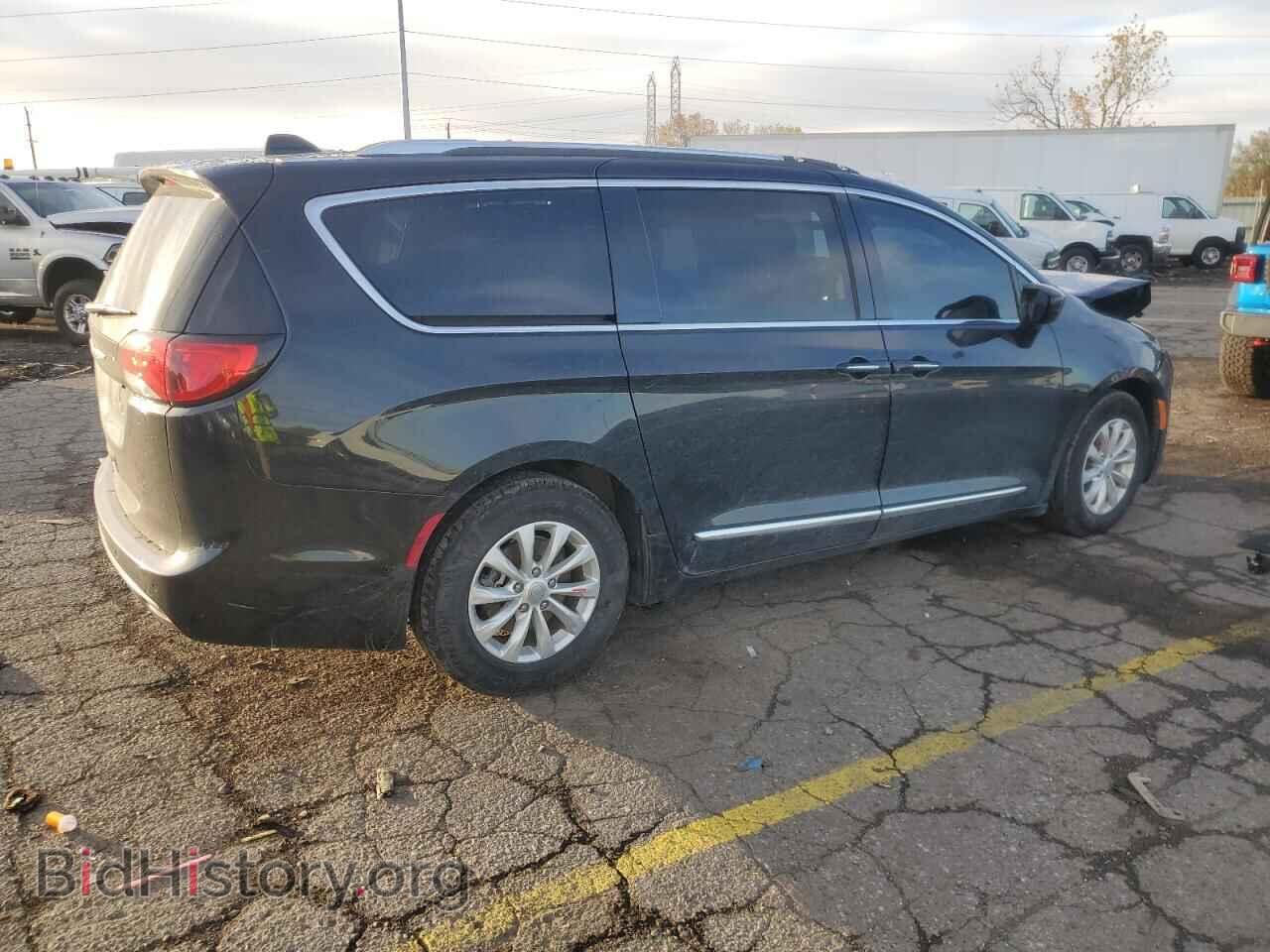 2019 CHRYSLER PACIFICA - VIN: 2C4RC1BG0KR581524 - Фото 3