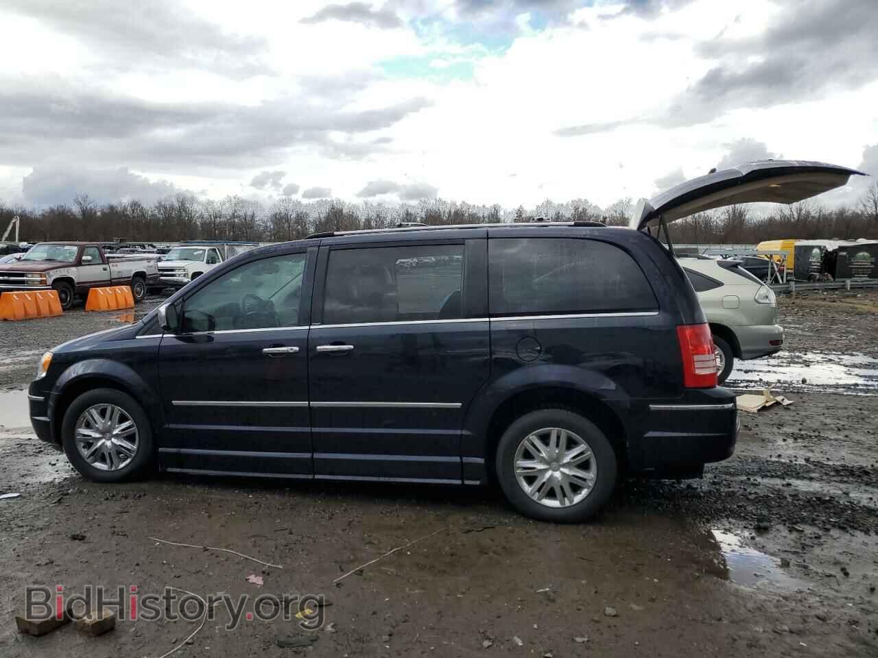 2010 CHRYSLER MINIVAN - VIN: 2A4RR6DX9AR255240 - Фото 2