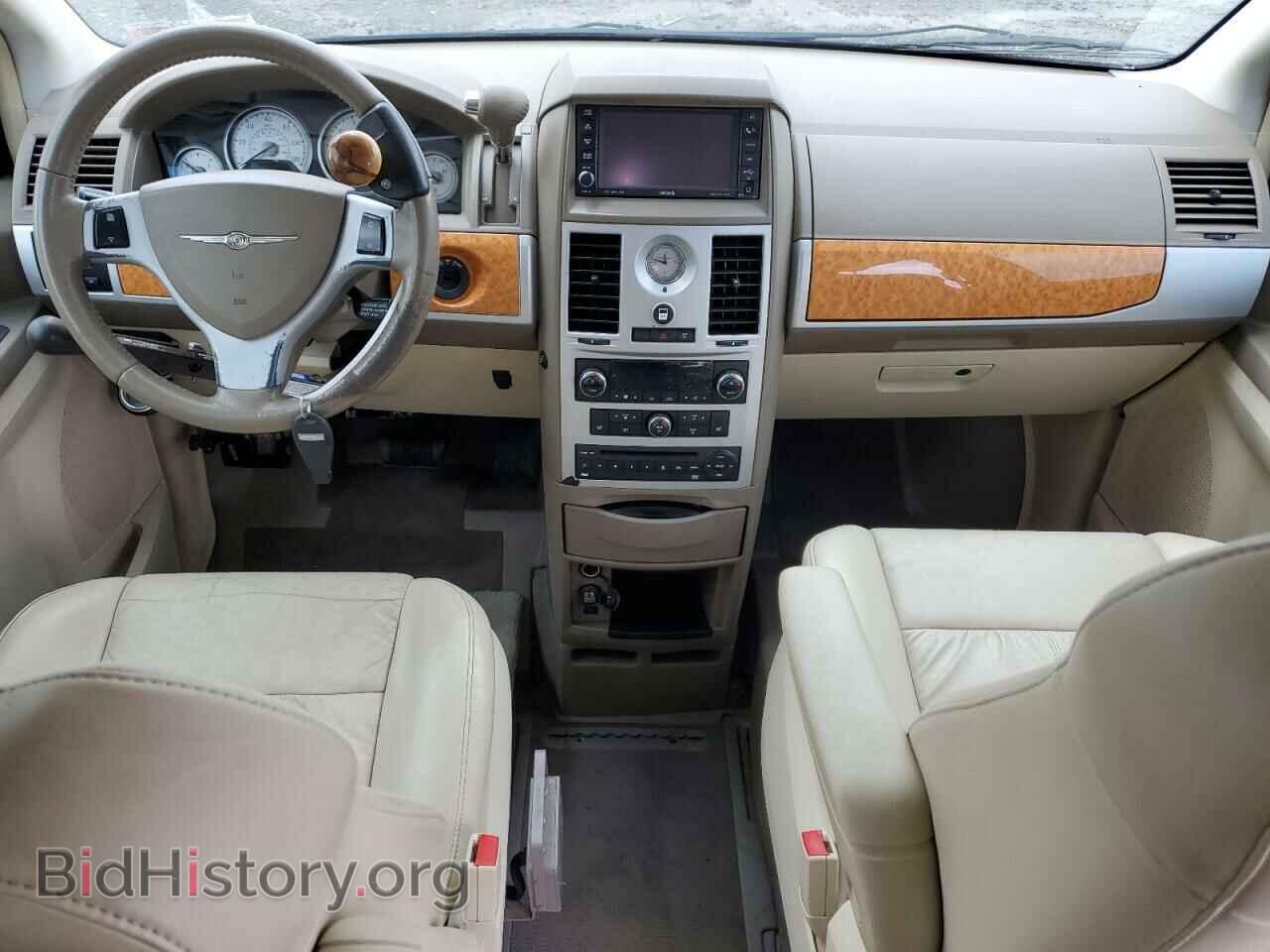 2010 CHRYSLER MINIVAN - VIN: 2A4RR6DX9AR255240 - Фото 8
