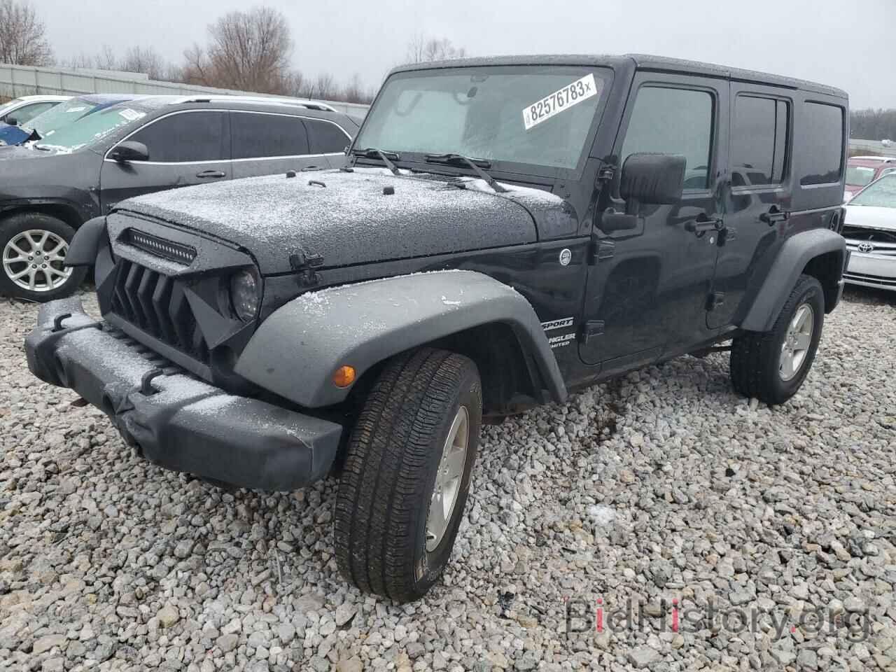 Photo 1J4BA3H12BL599743 - JEEP WRANGLER 2011