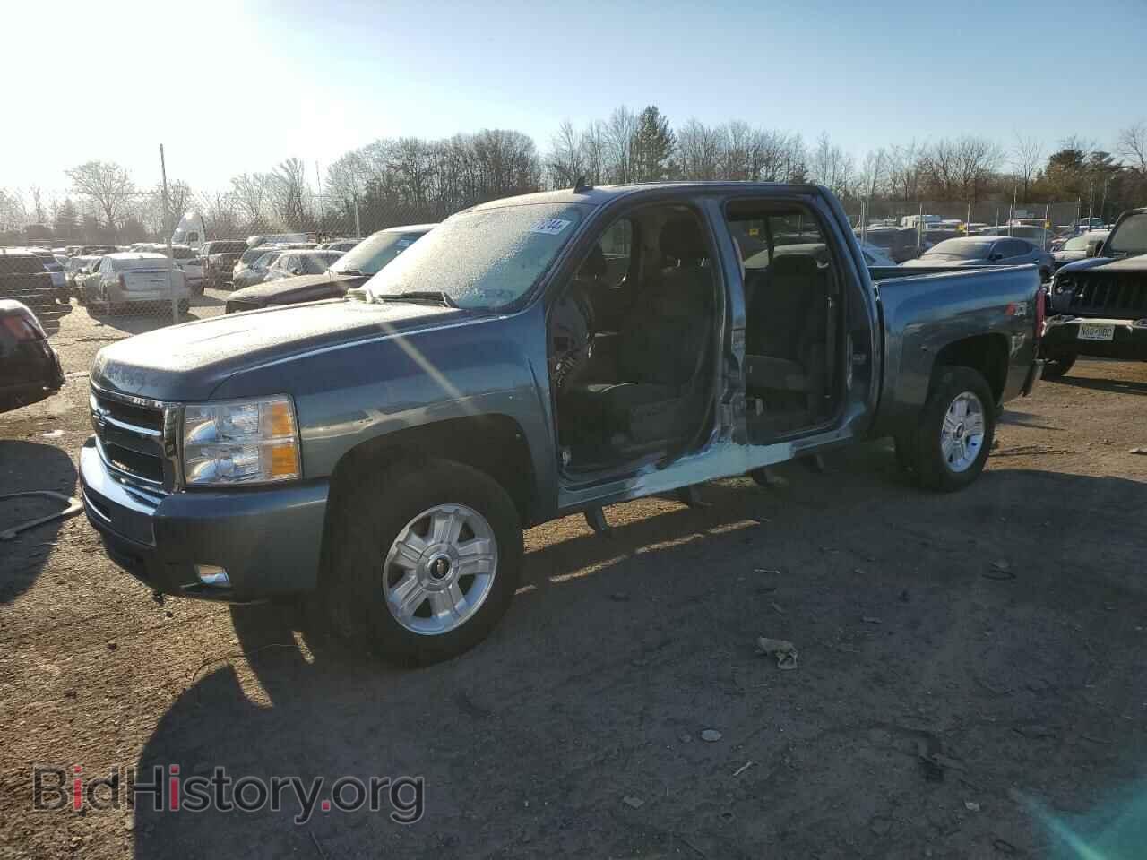 Photo 3GCPKSE34BG381843 - CHEVROLET ALL Models 2011