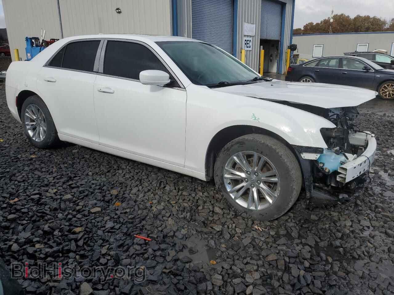 2017 CHRYSLER 300 - VIN: 2C3CCAAG8HH661941 - Фото 4