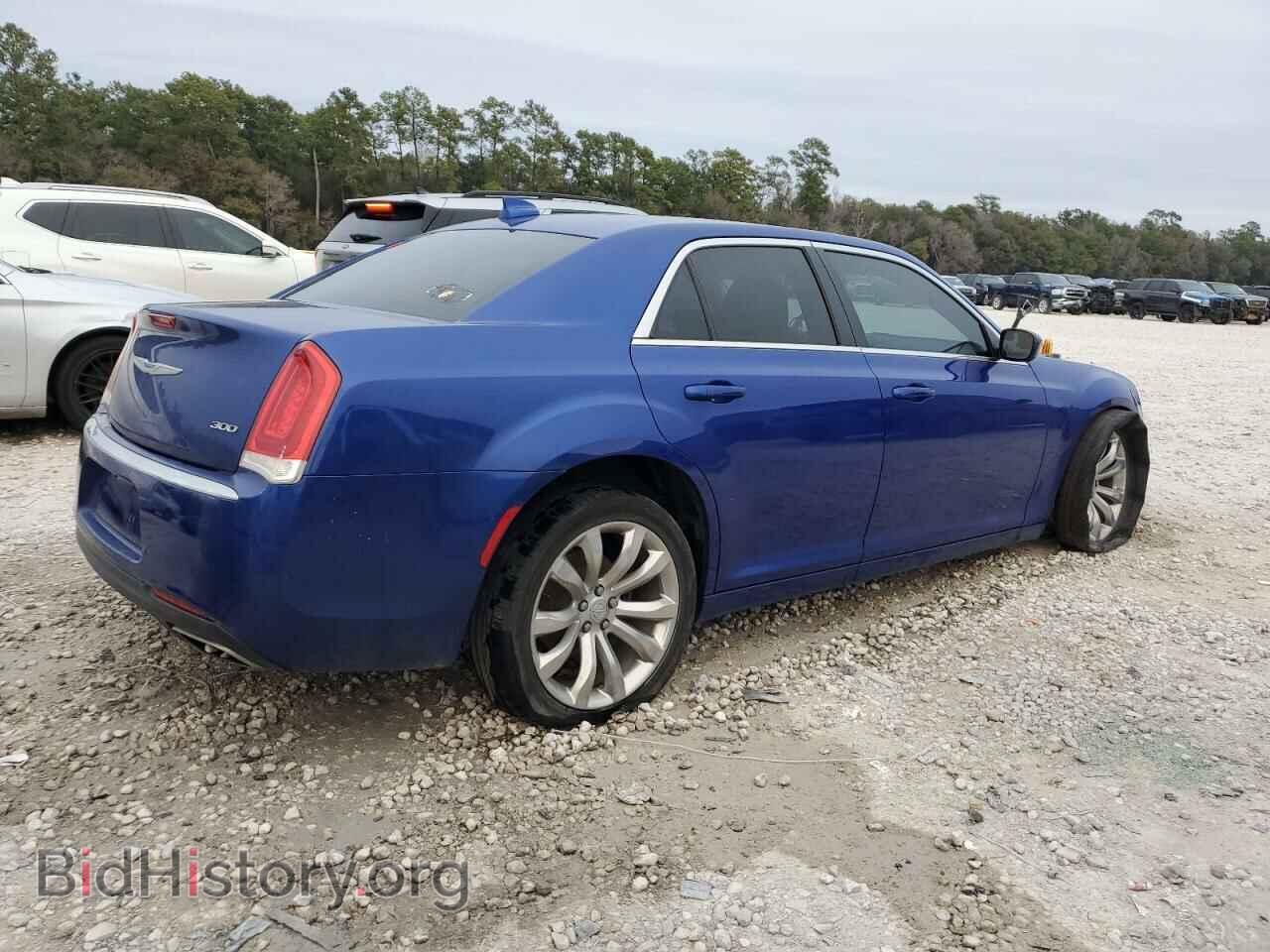 2018 CHRYSLER 300 - VIN: 2C3CCAAG1JH275545 - Фото 3