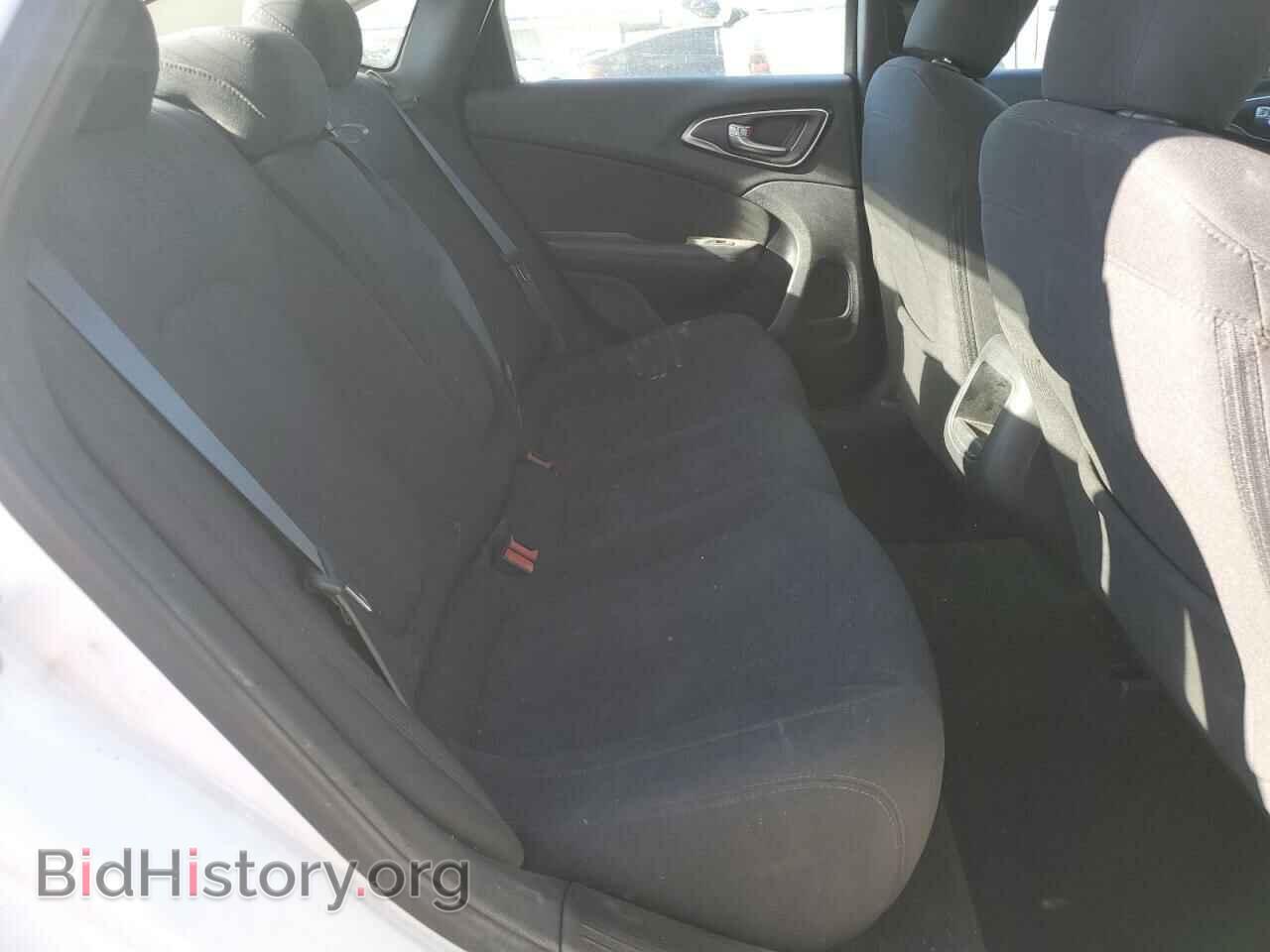2015 CHRYSLER 200 - VIN: 1C3CCCAB2FN666928 - Фото 10