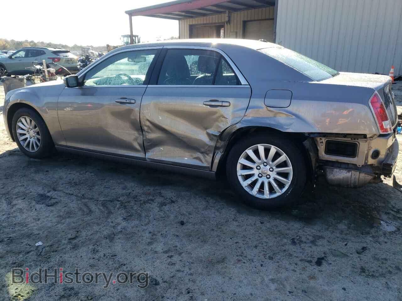 2014 CHRYSLER 300 - VIN: 2C3CCAAG0EH275705 - Фото 2