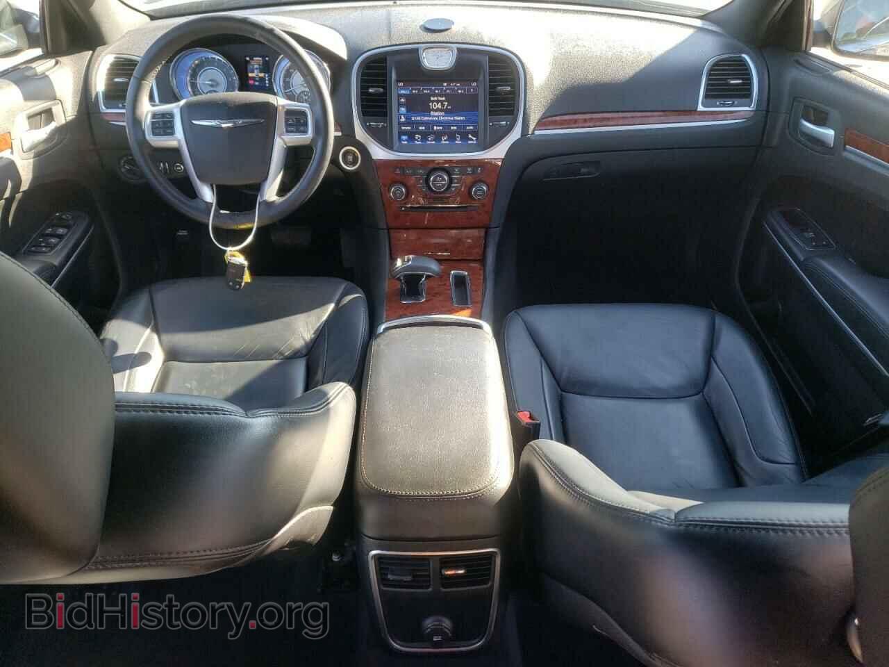 2014 CHRYSLER 300 - VIN: 2C3CCAAG0EH275705 - Фото 8