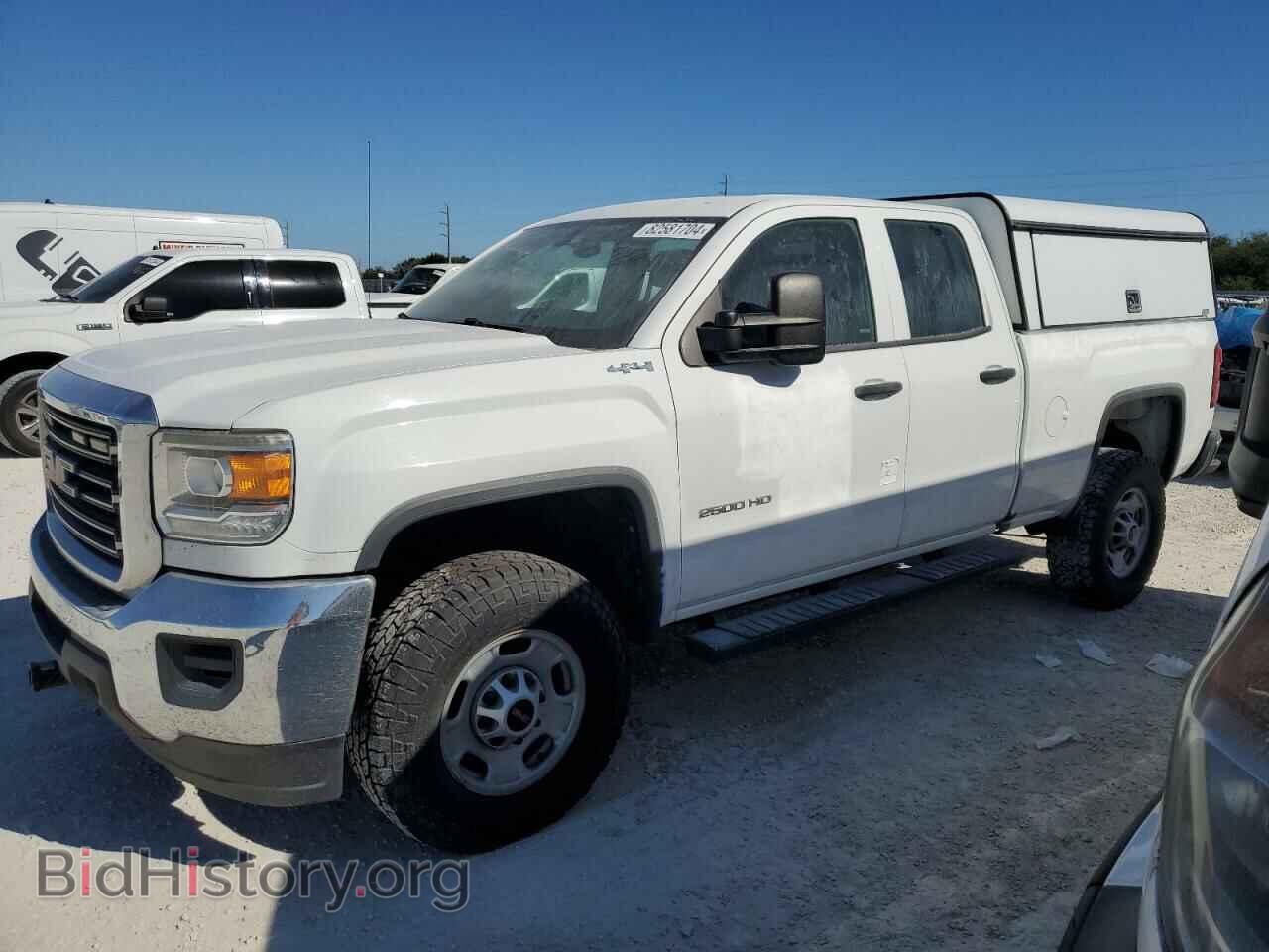 Photo 1GT22REG7HZ149882 - GMC SIERRA 2017